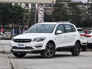 2017款升级版 1.5T 手动豪华型 7座 左前45度