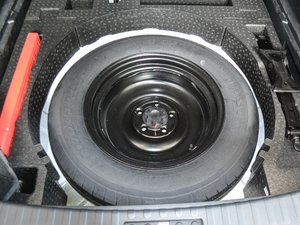 2017款升级版 1.5T CVT总督型 备胎