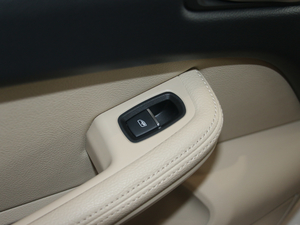 2017(j) 1.5T CVT п؅^(q)