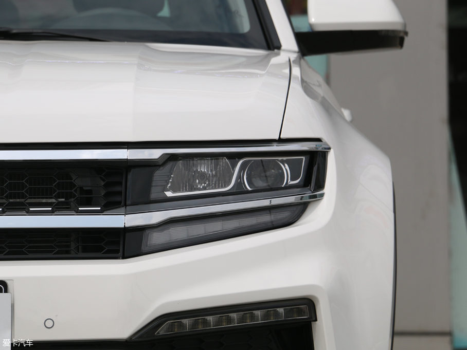 2017����~X7 1.8T �ք�(d��ng)���A��