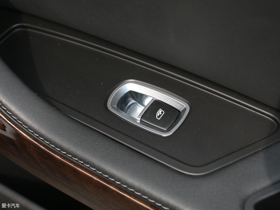 2017~X7 1.8T ք(dng)A