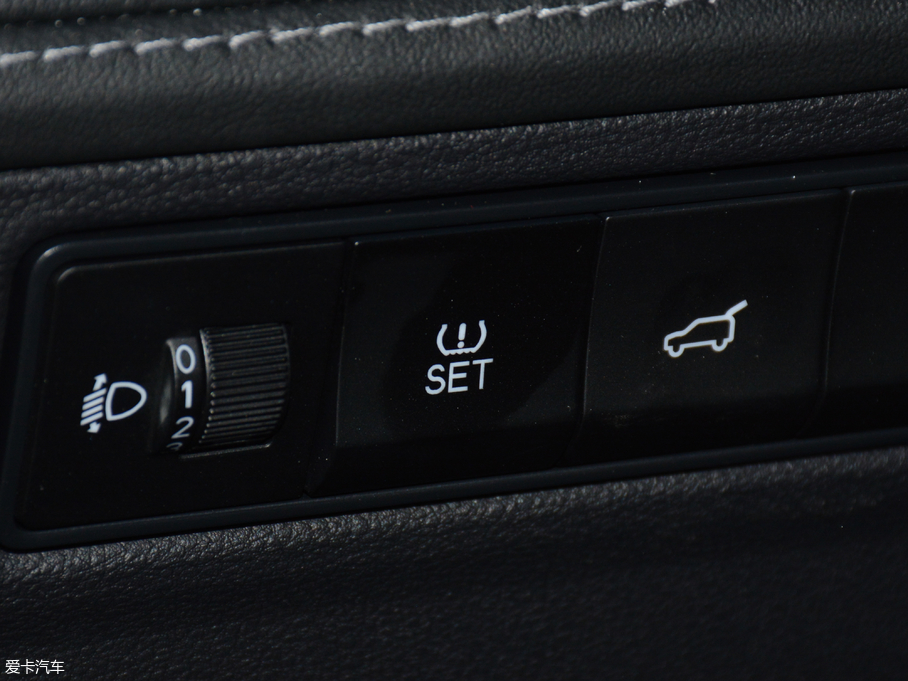 2017~X7 M 1.8T DCTɽ