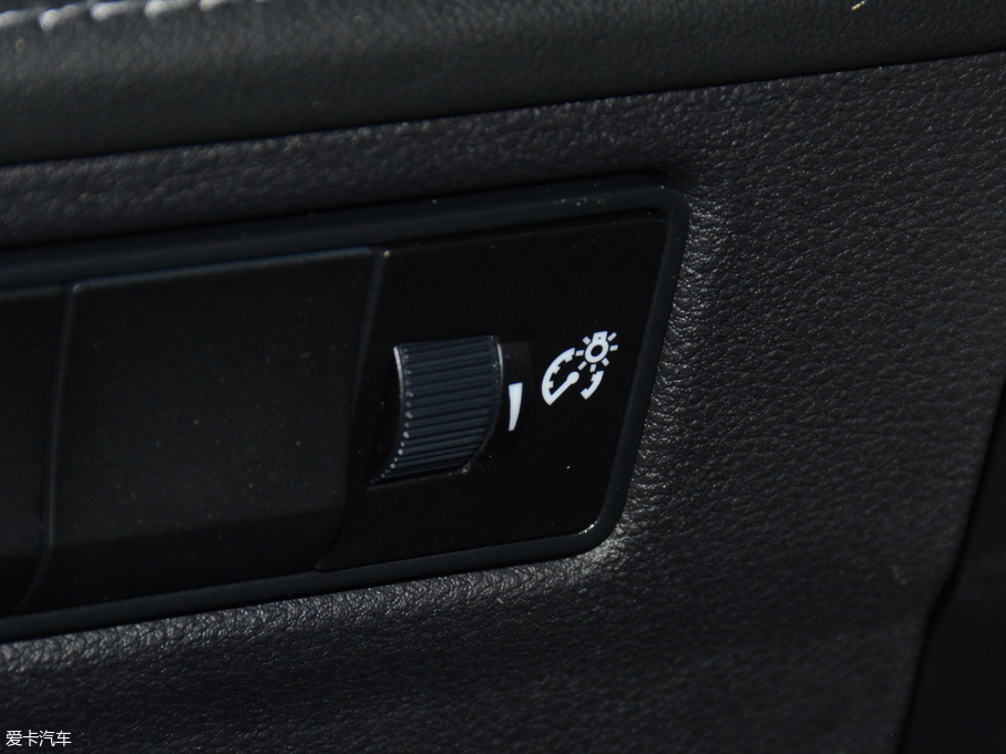 2017~X7 M 1.8T DCTɽ