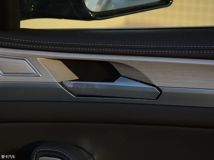 2017~X7 M 1.8T DCTɽ