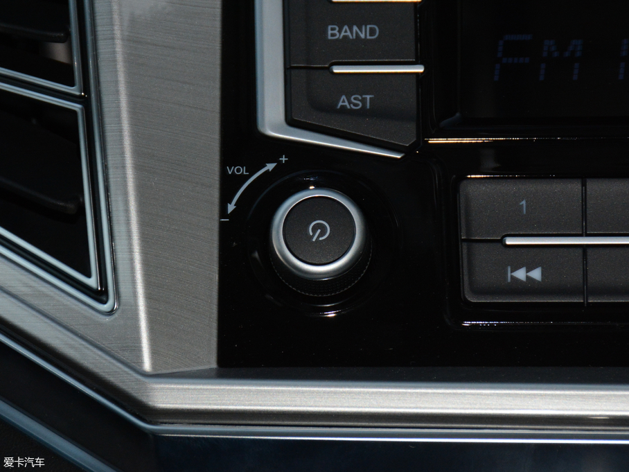 2017~X7 M(jn) 1.8T DCTɽ