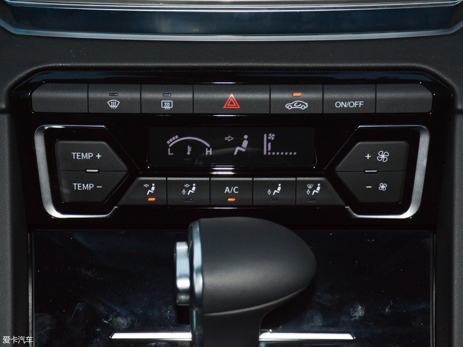 2017~X7 M 1.8T DCTɽ