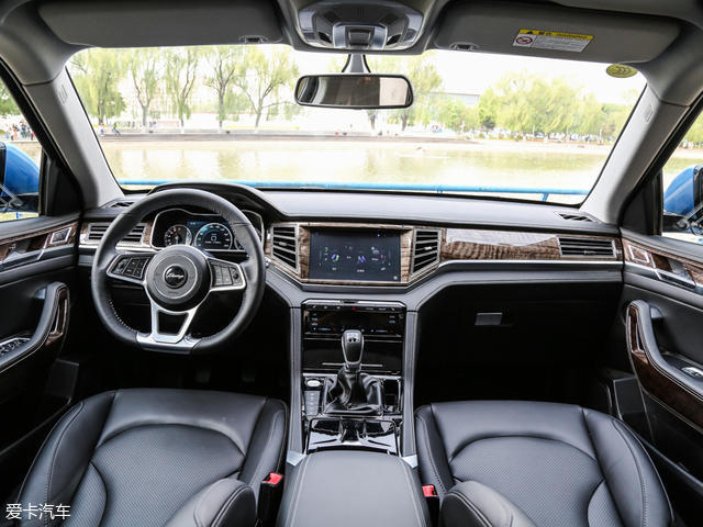 众泰汽车2017款大迈X7