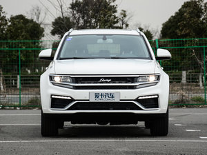 2017款1.8T 手动尊贵型 正前