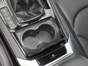 2017款1.8T 手动豪华型 空间座椅