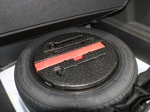 2017款1.8T 手动豪华型 备胎