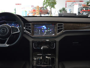 2017款1.8T DCT尊贵型 中控台
