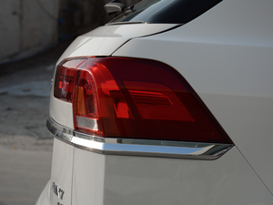 2017M(jn) 1.8T DCTɽ (x)(ji)^