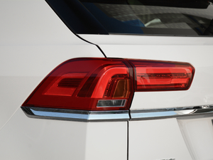 2017M(jn) 1.8T DCTɽ (x)(ji)^