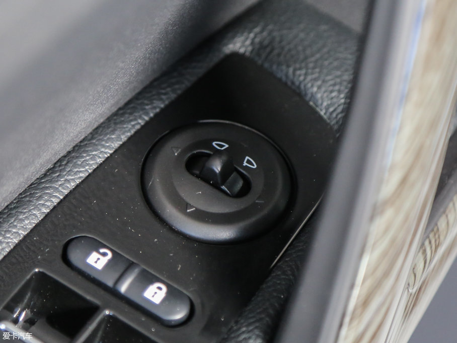 2017�̩T600 1.5T �քӺ��A�R�q��