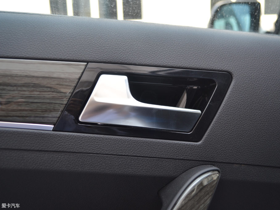 2017̩T600 1.5T քӺARq