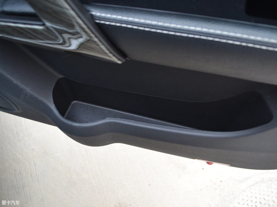 2017̩T600 1.5T քӺARq