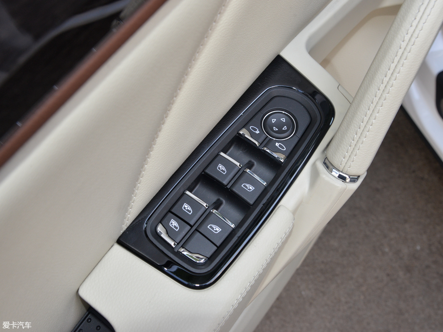 2018̩T600 \Ӱ 1.5T Ԅ