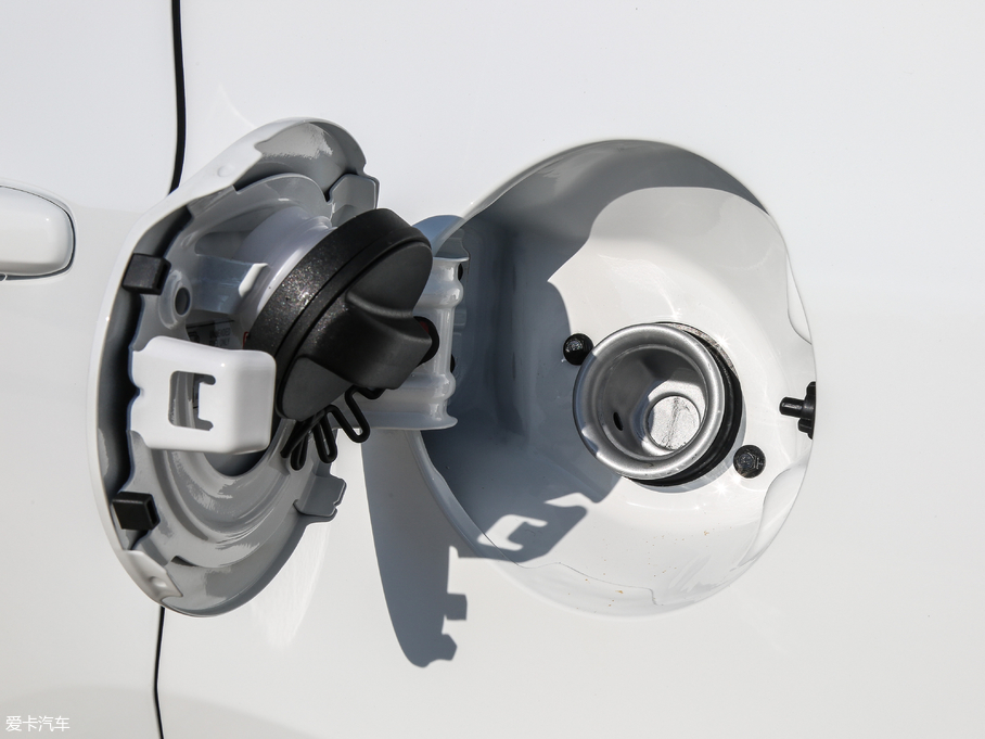 2018̩T600 \Ӱ 1.5T ԄӺA