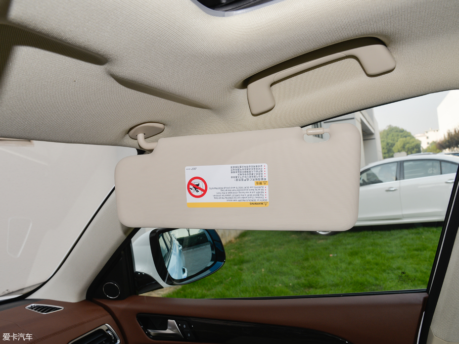 2018�̩T600 �\�Ӱ� 1.5T �Ԅ����F��