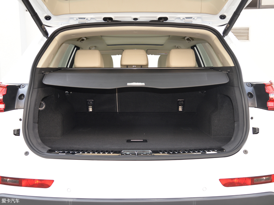 2018�̩T600 �\�Ӱ� 1.5T �Ԅ����F��