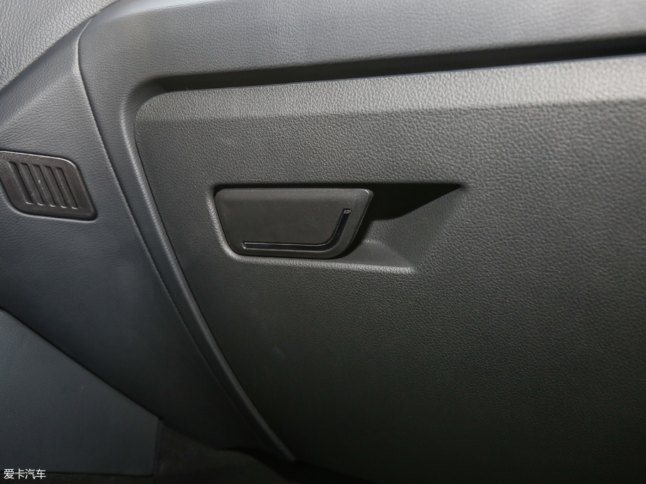 2018̩T600 \Ӱ 1.5T ԄӺA