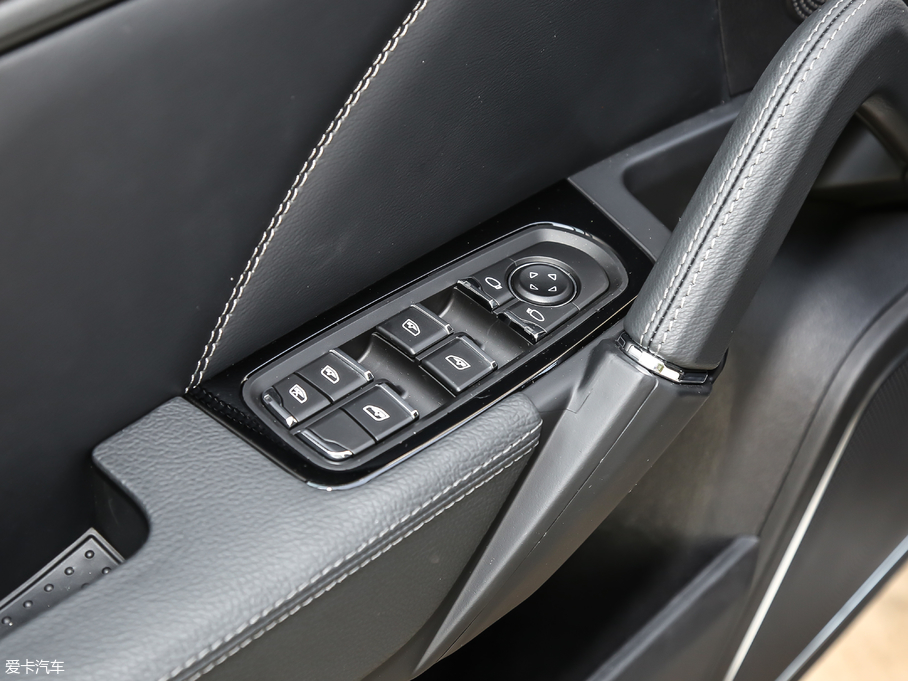 2018̩T600 \Ӱ 1.5T ԄӺA