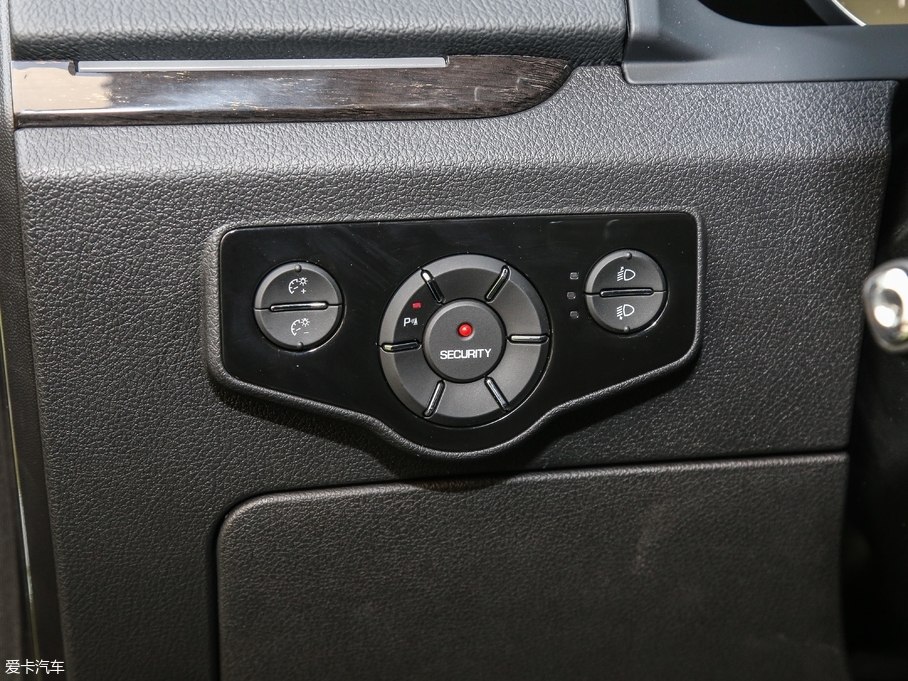 2018�̩T600 �\(y��n)��(d��ng)�� 1.5T �Ԅ�(d��ng)���F��