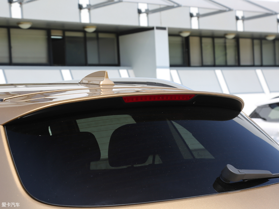 2018�̩T600 �\�Ӱ� 1.5T �ք�������