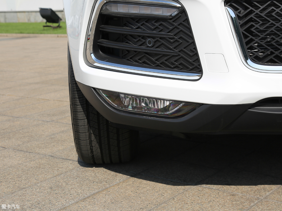 2018�̩T600 �\�Ӱ� 1.8T DCT������