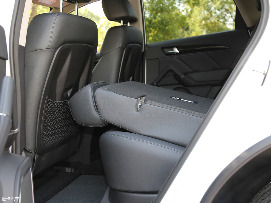 2018�̩T600 �\(y��n)��(d��ng)�� 1.8T DCT������