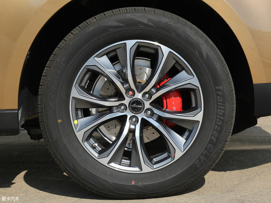 2018�̩T600 �\(y��n)�Ӱ� 1.8T DCT���F��