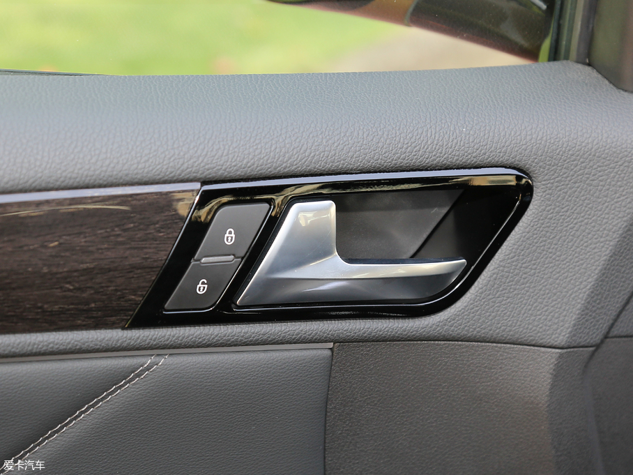 2018�̩T600 �\(y��n)��(d��ng)�� 1.8T DCT���F��