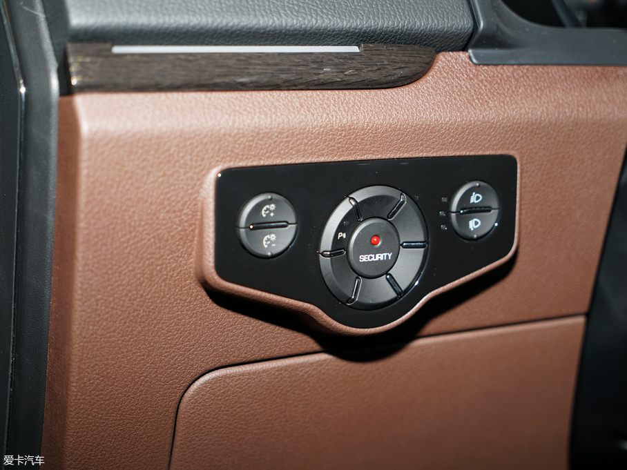 2018�̩T600 �\�Ӱ� 1.5T �Ԅ����F��