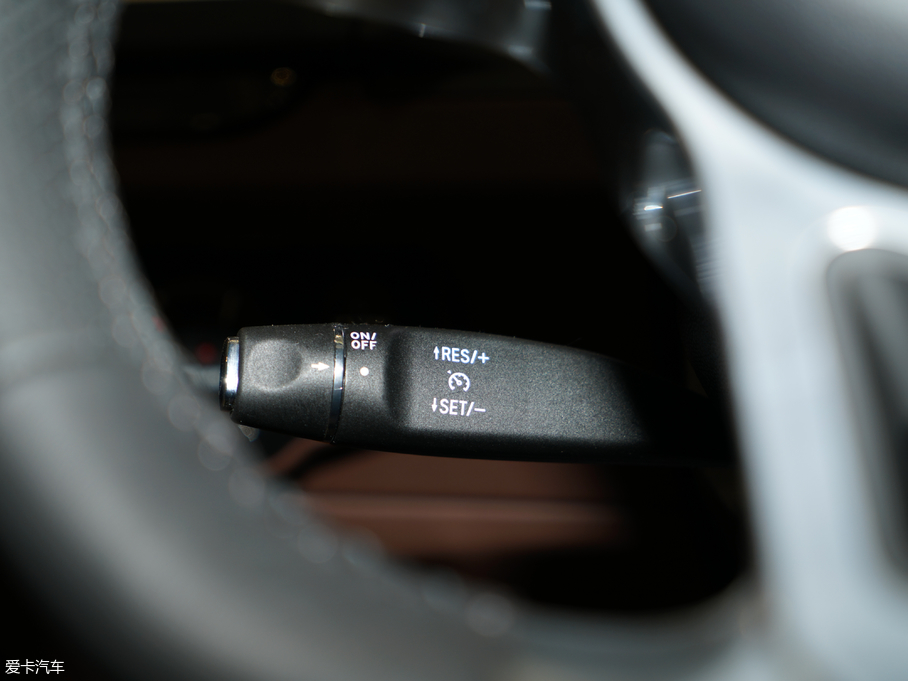 2018�̩T600 �\�Ӱ� 1.5T �Ԅ����F��