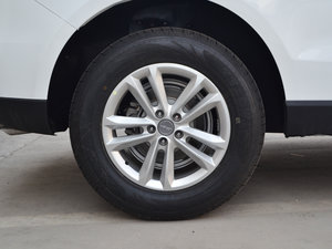 2017款1.5T 手动豪华贺岁版 轮圈
