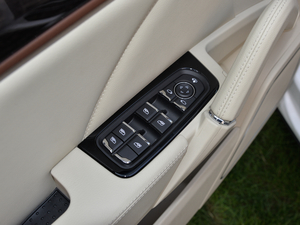 2018\Ӱ 1.5T ԄF {܇ƅ^	