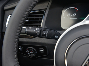 2018\Ӱ 1.5T ԄŞ п؅^