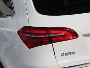 2018\Ӱ 1.8T DCT (ji)^