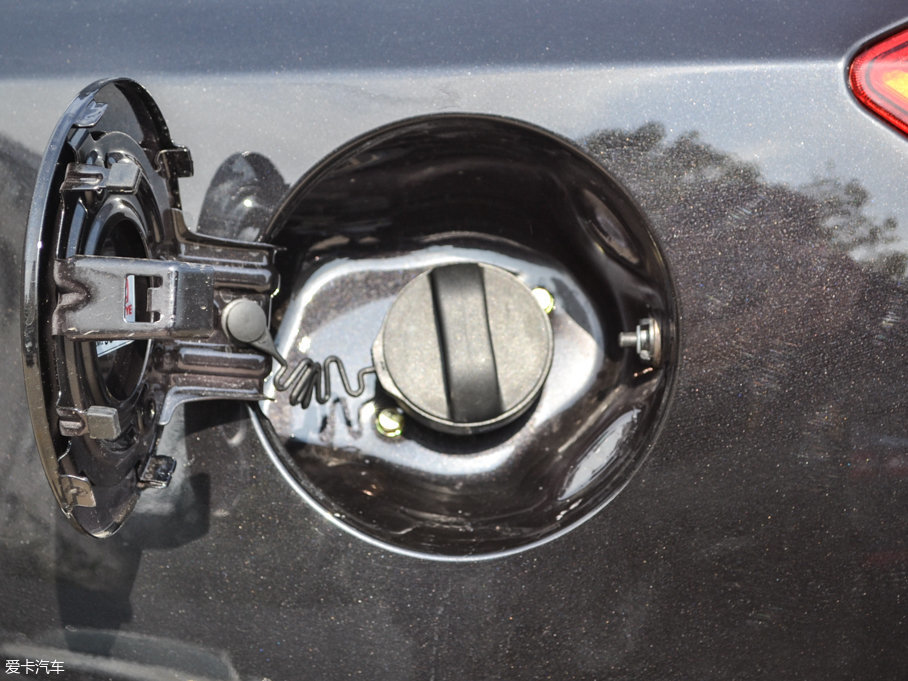 2017̩Z560 1.5T քm