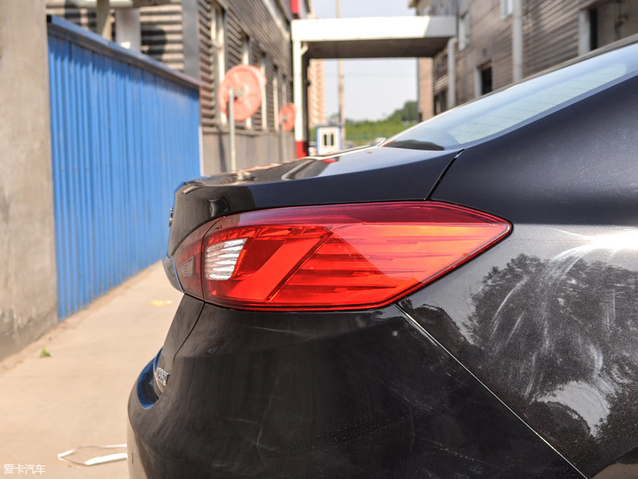 2017̩Z560 1.5T քm