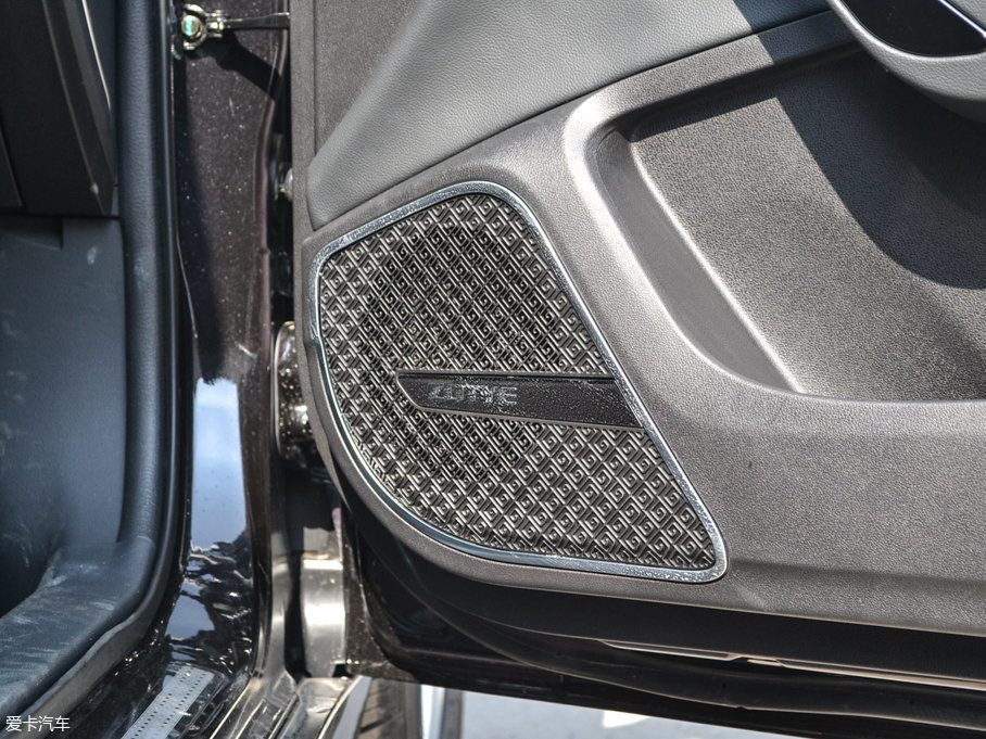 2017̩Z560 1.5T քm