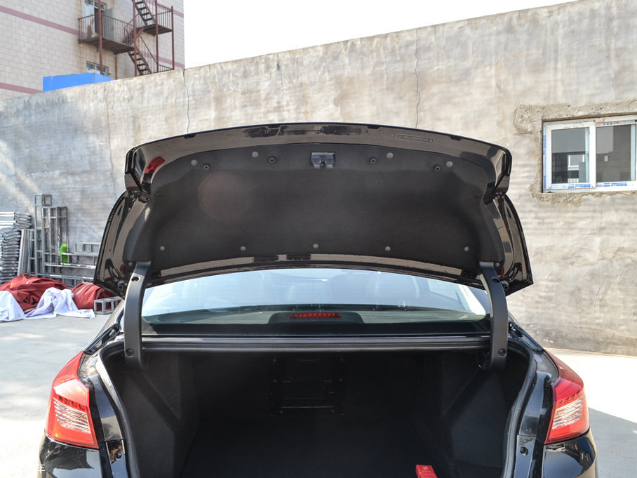 2017̩Z560 1.5T քm