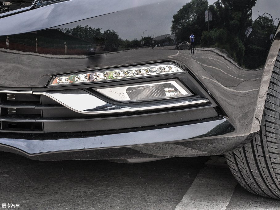 2017̩Z560 1.5T CVTA