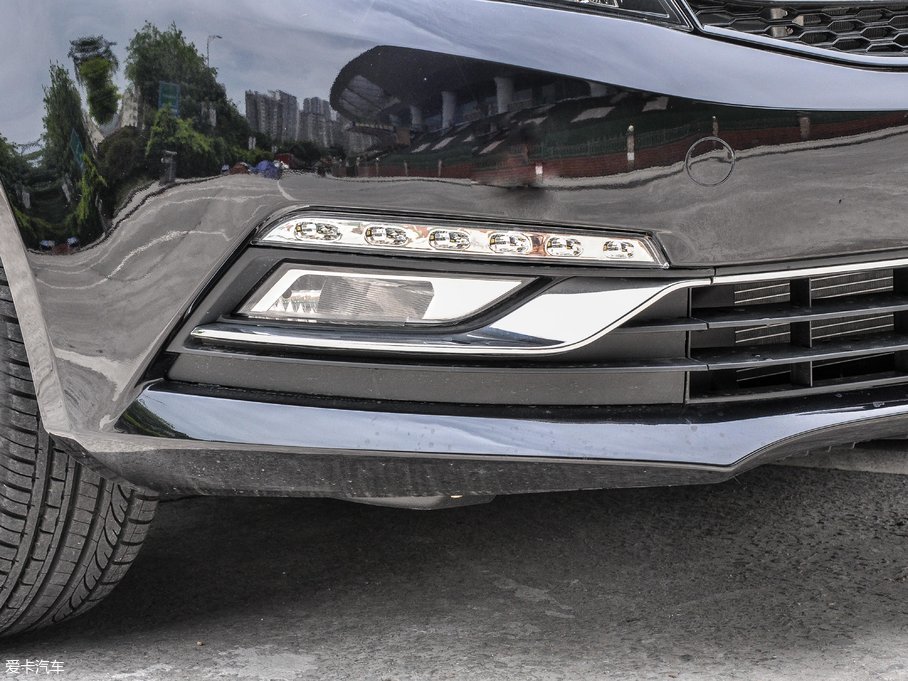 2017̩Z560 1.5T CVTA