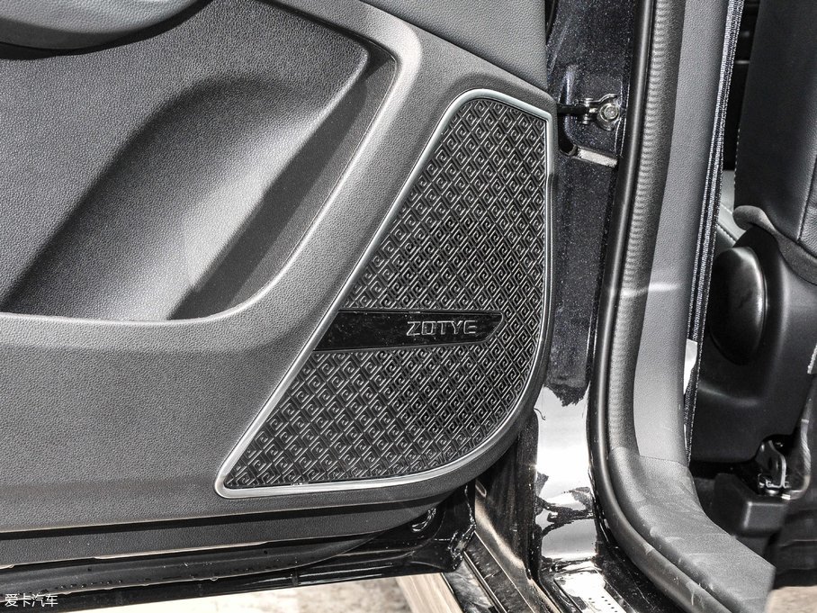 2017̩Z560 1.5T CVTA