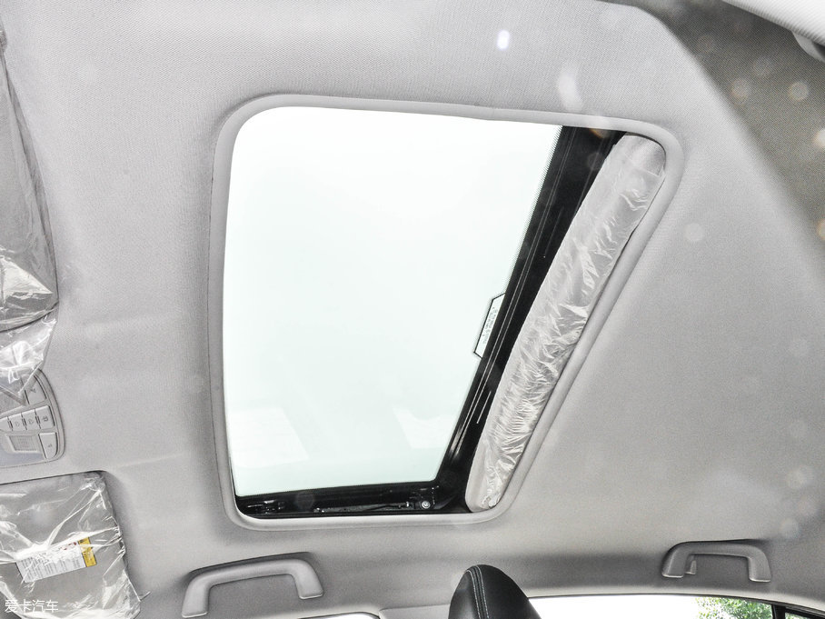 2017̩Z560 1.5T CVTA