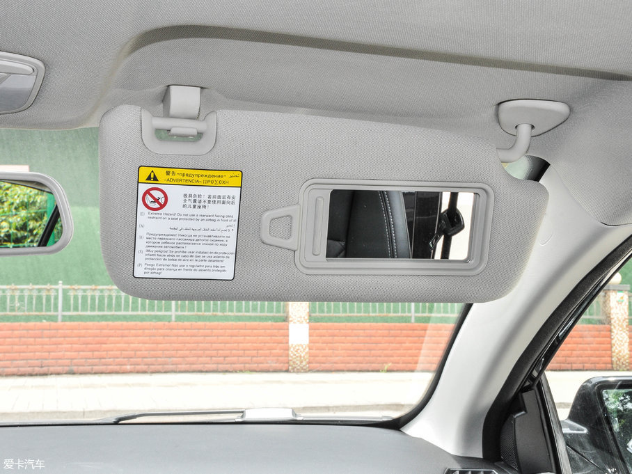 2017̩Z560 1.5T CVTA