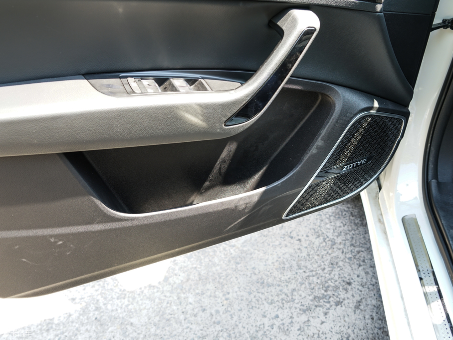 2017̩Z560 1.5T CVTF