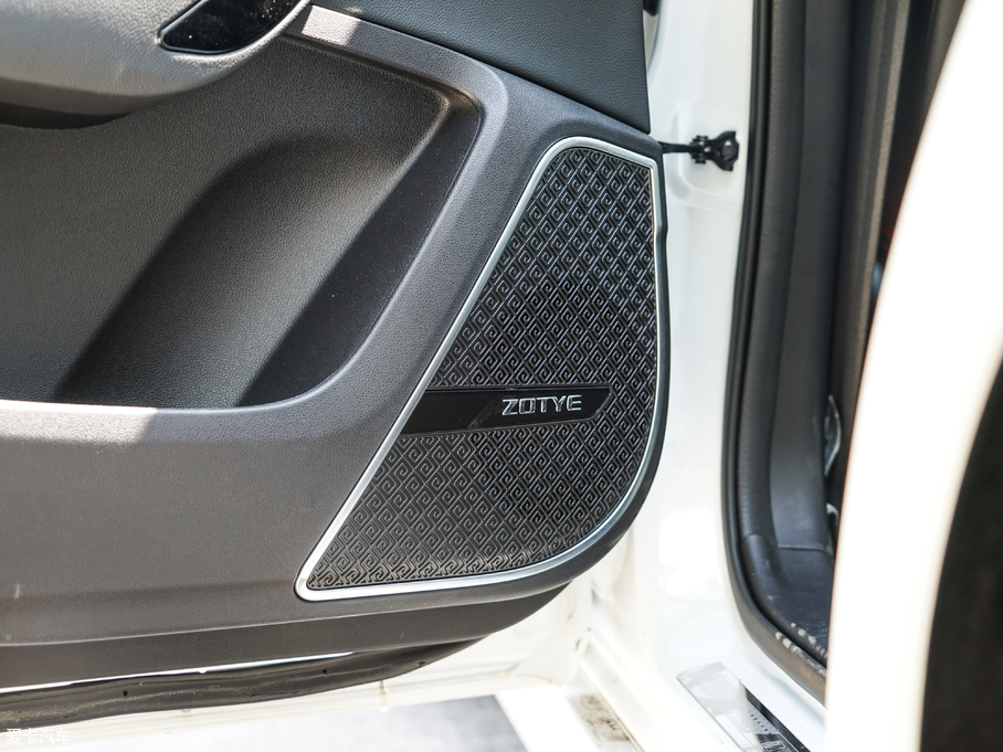 2017̩Z560 1.5T CVTF