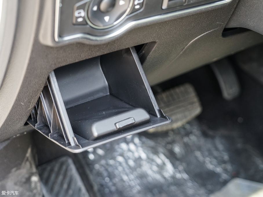 2017̩Z560 1.5T CVTF